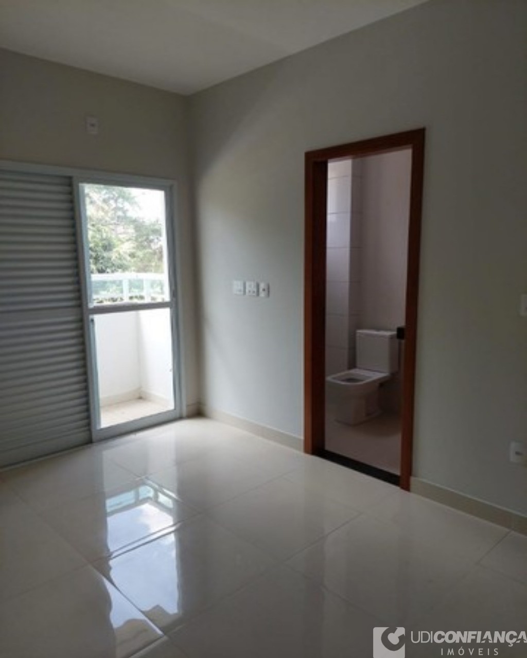 Apartamento à venda com 2 quartos, 57m² - Foto 7