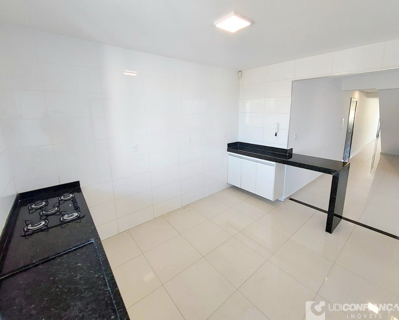 Apartamento à venda com 3 quartos, 150m² - Foto 6