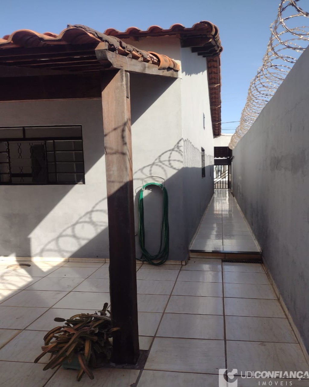 Casa à venda com 3 quartos, 200m² - Foto 10