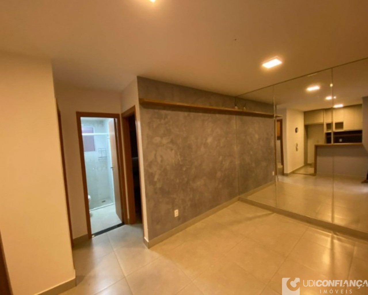 Apartamento à venda com 2 quartos, 48m² - Foto 1