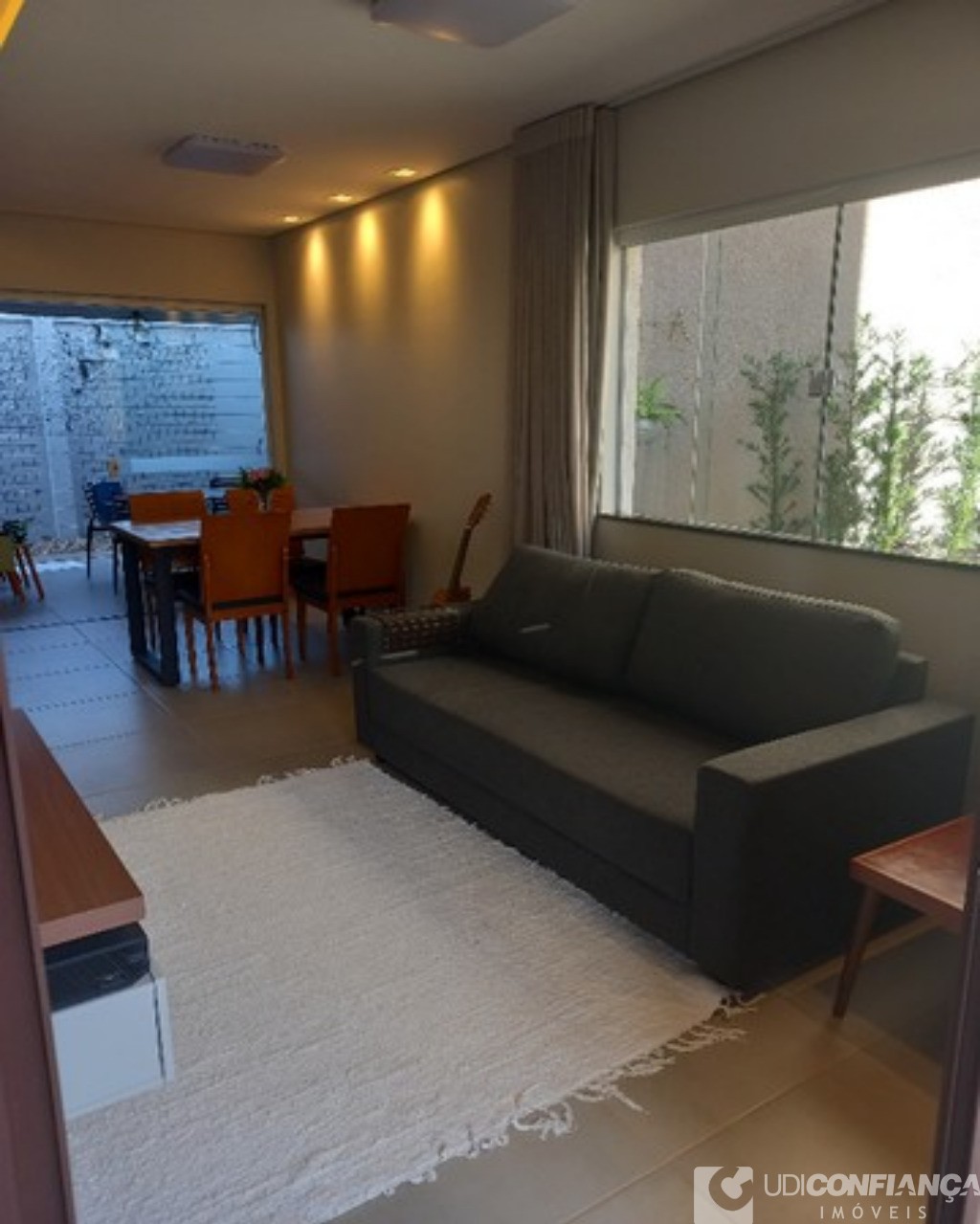 Casa à venda com 3 quartos, 113m² - Foto 3