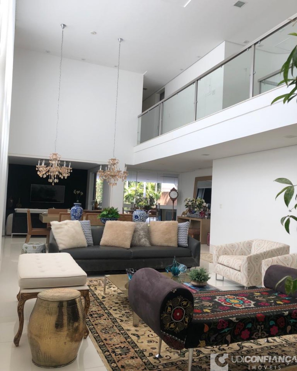 Casa à venda com 4 quartos, 416m² - Foto 3