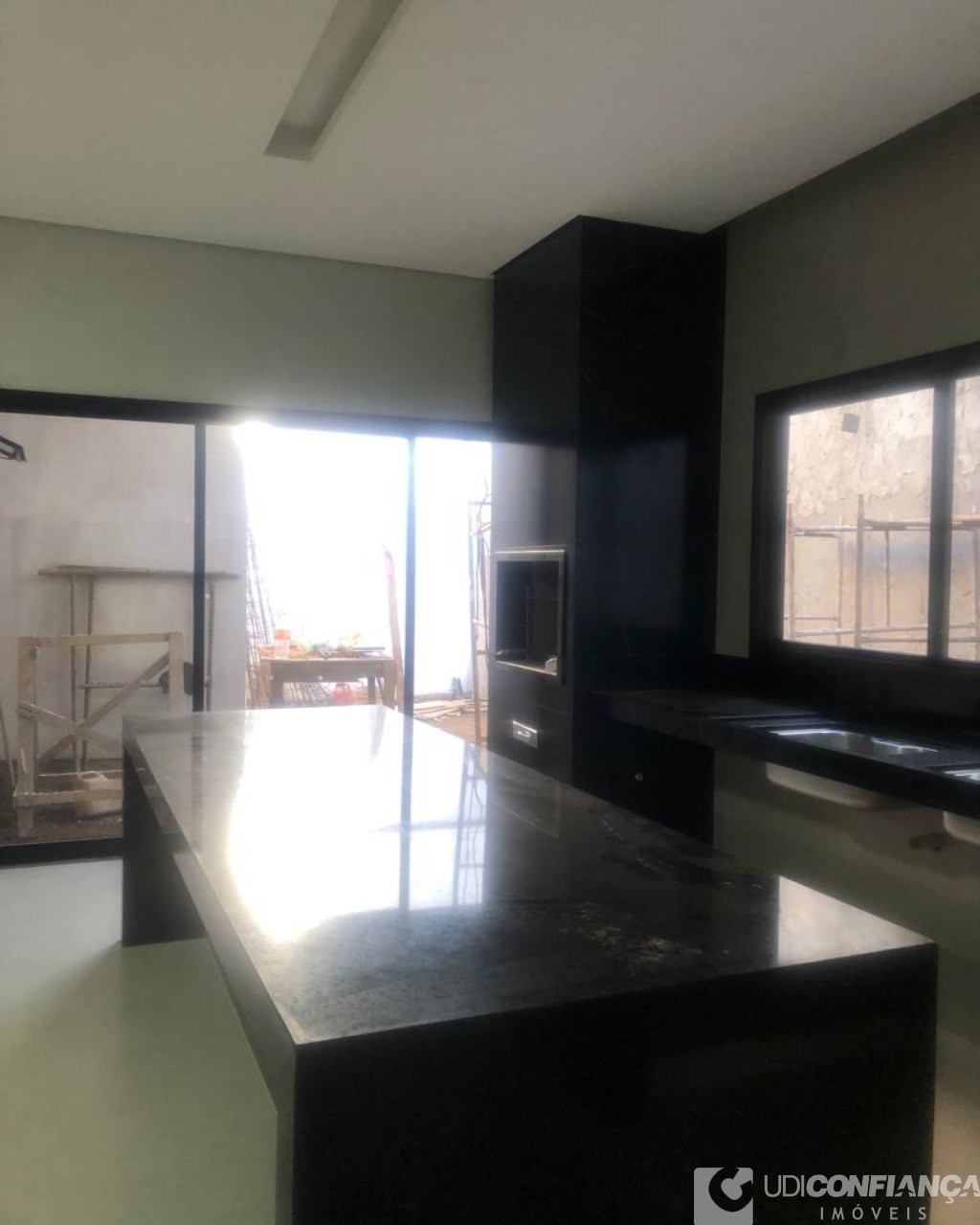 Casa à venda com 3 quartos, 247m² - Foto 13