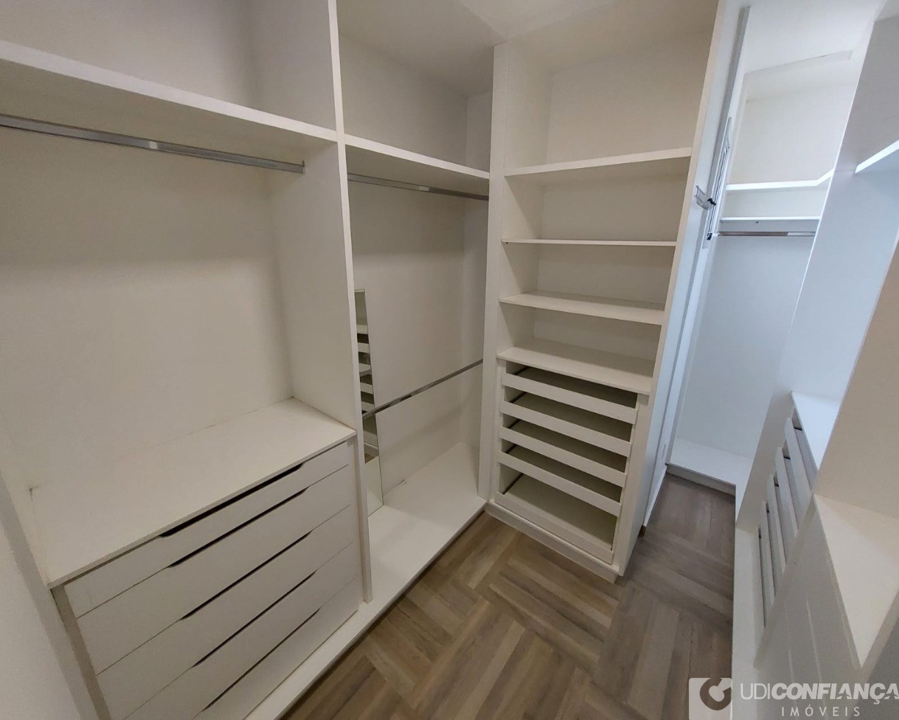 Apartamento à venda com 3 quartos, 150m² - Foto 13