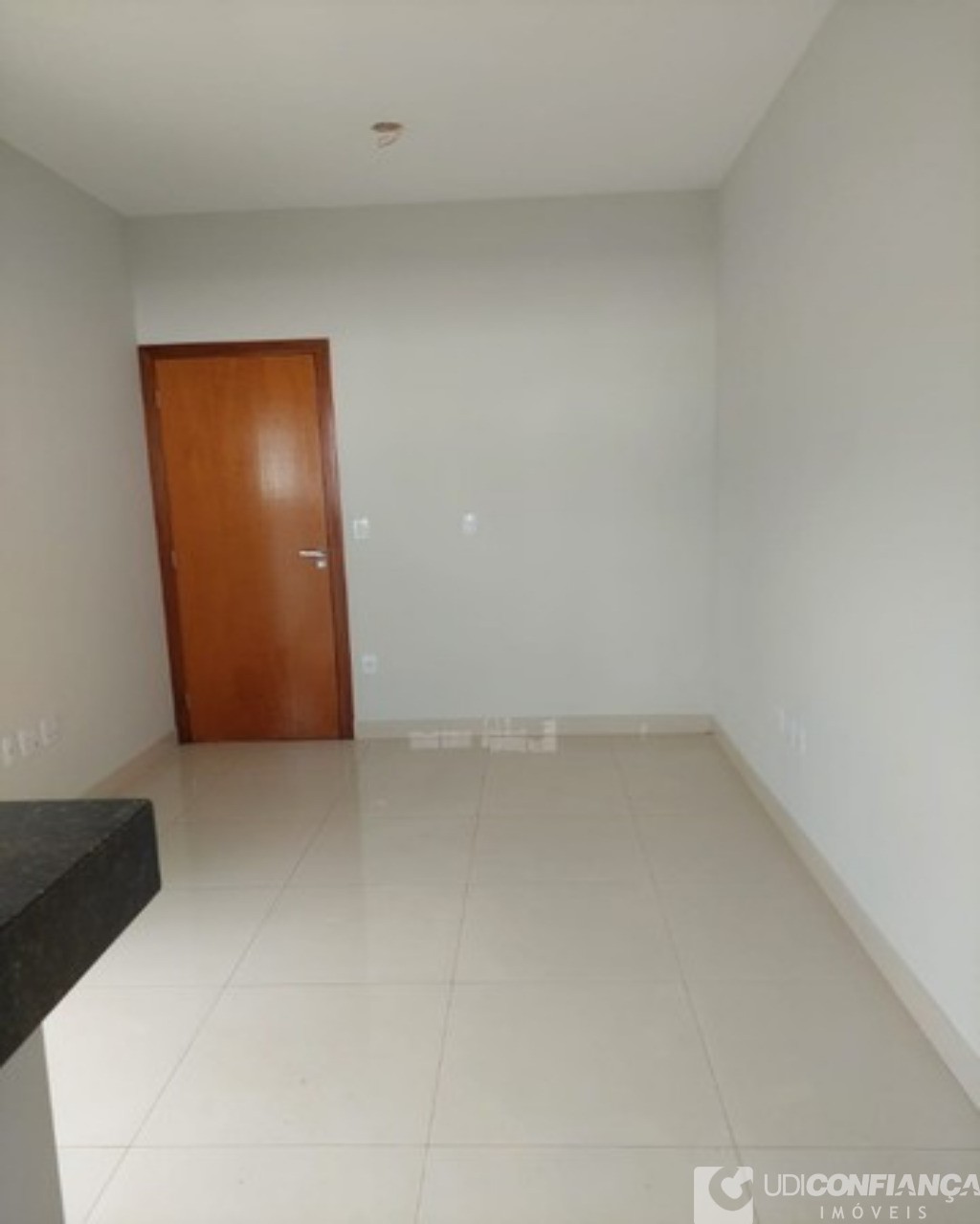 Apartamento à venda com 2 quartos, 57m² - Foto 1