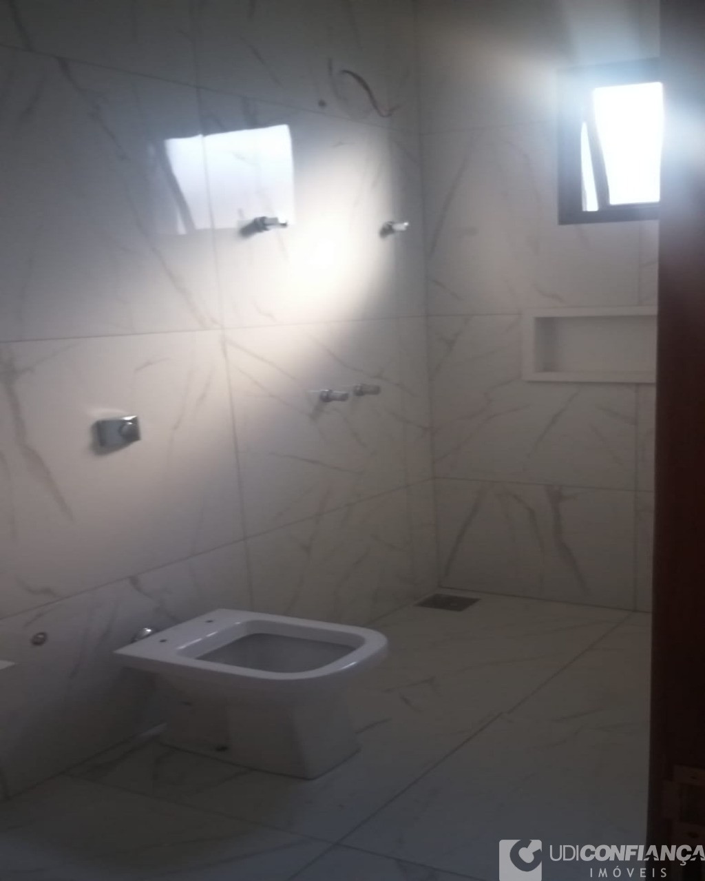 Casa à venda com 3 quartos, 200m² - Foto 17