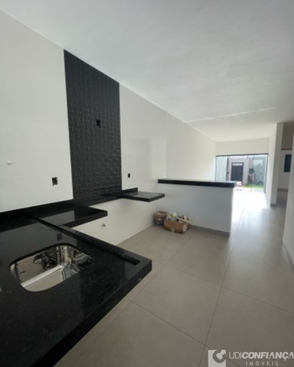 Casa à venda com 3 quartos, 95m² - Foto 12