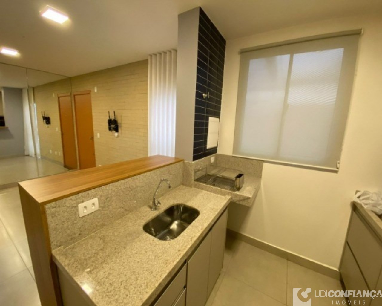 Apartamento à venda com 2 quartos, 48m² - Foto 2