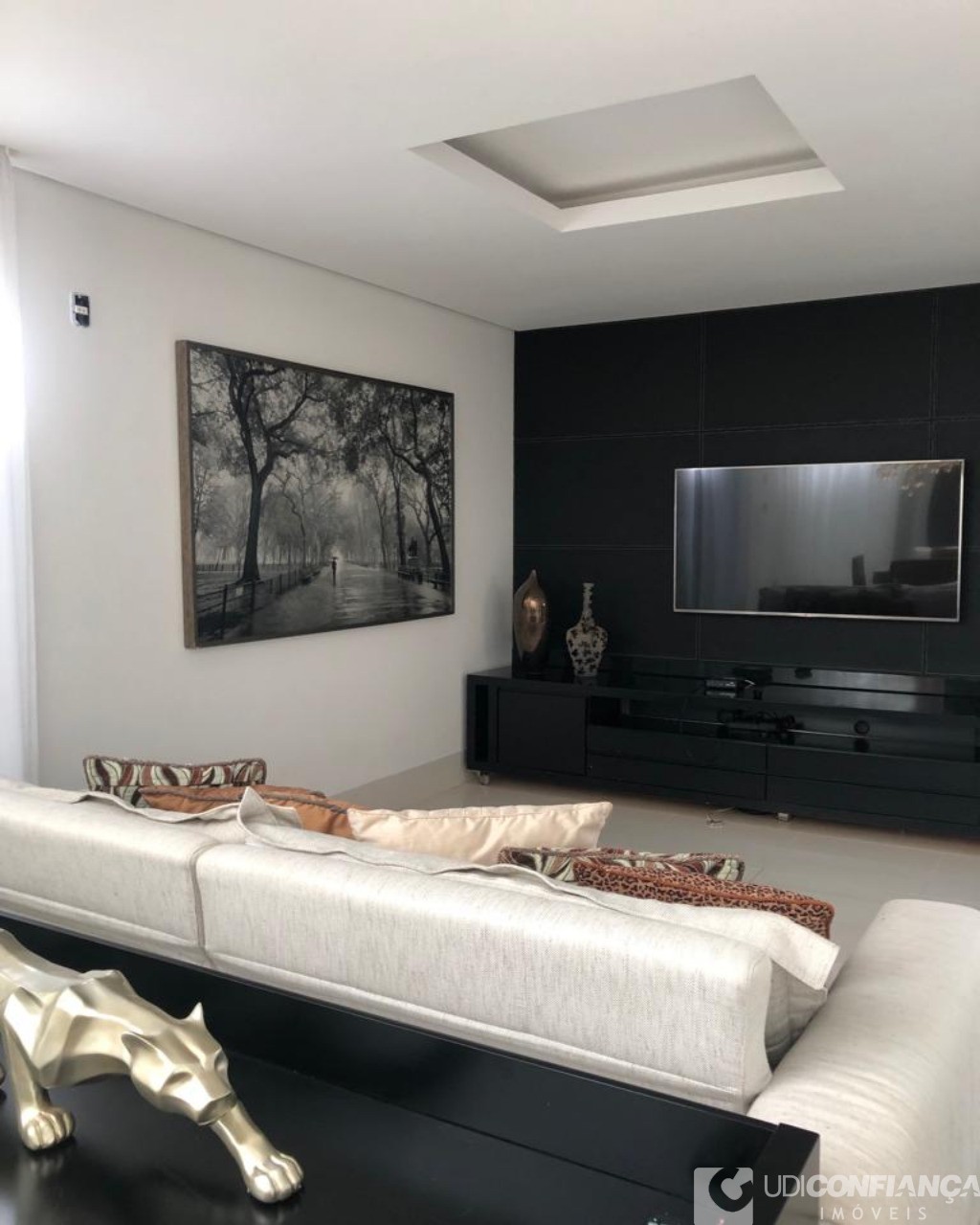 Casa à venda com 4 quartos, 416m² - Foto 7