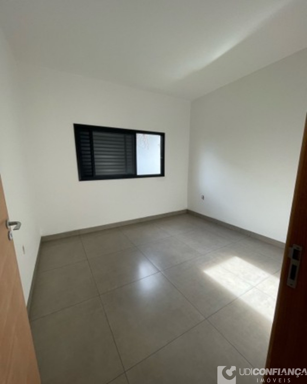 Casa à venda com 3 quartos, 95m² - Foto 6