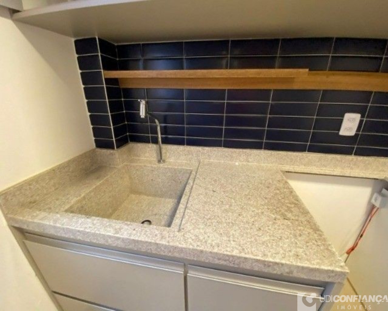 Apartamento à venda com 2 quartos, 48m² - Foto 9