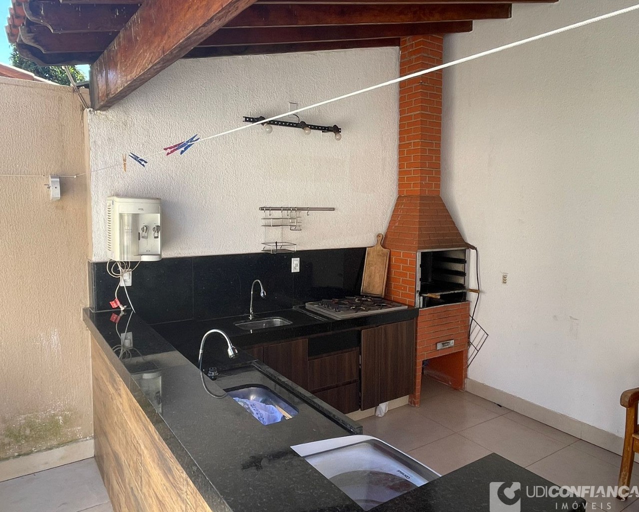 Casa à venda com 3 quartos, 180m² - Foto 18