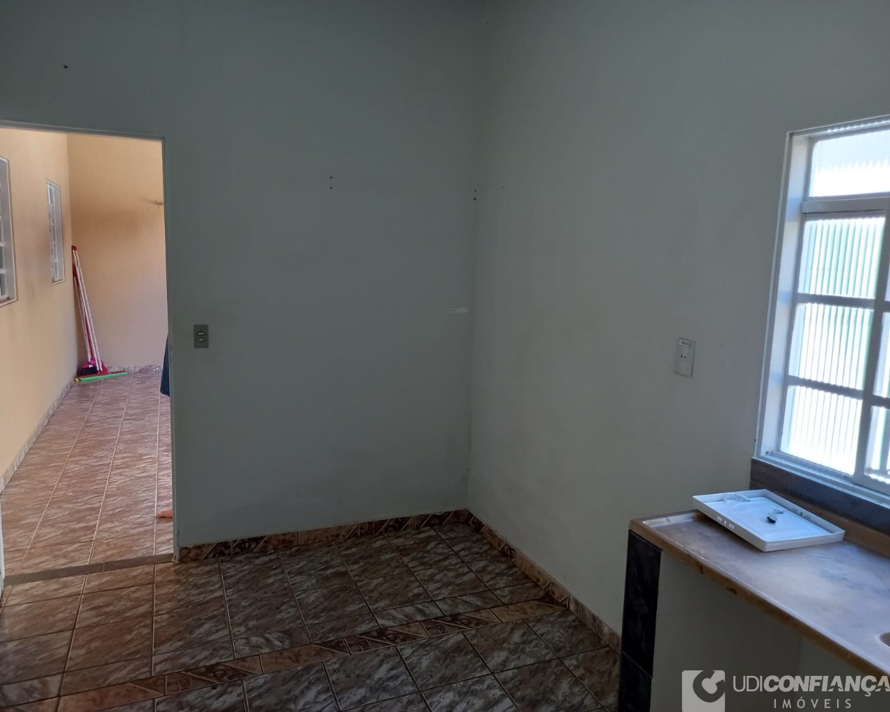 Casa à venda com 3 quartos, 120m² - Foto 14