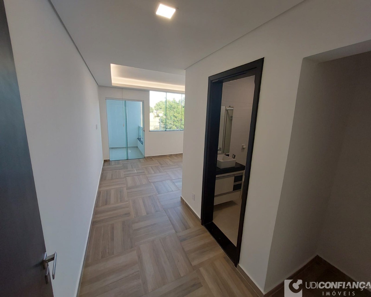 Apartamento à venda com 3 quartos, 150m² - Foto 11