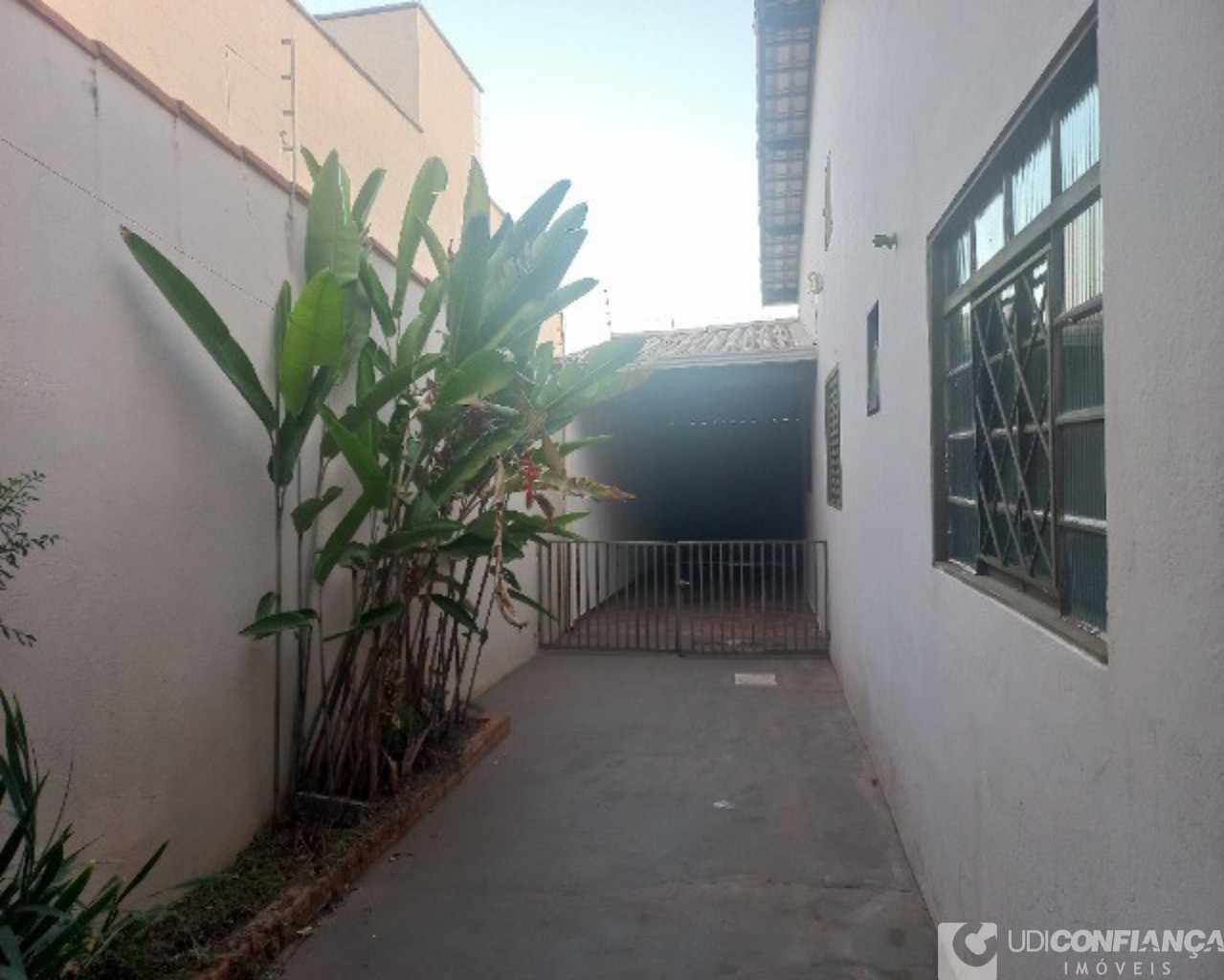 Casa à venda com 3 quartos, 200m² - Foto 19