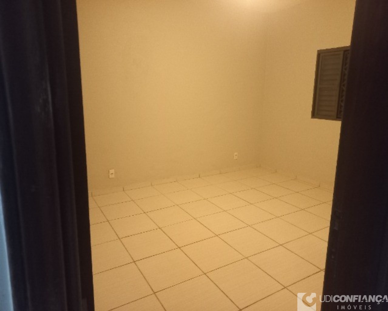 Casa à venda com 3 quartos, 200m² - Foto 10