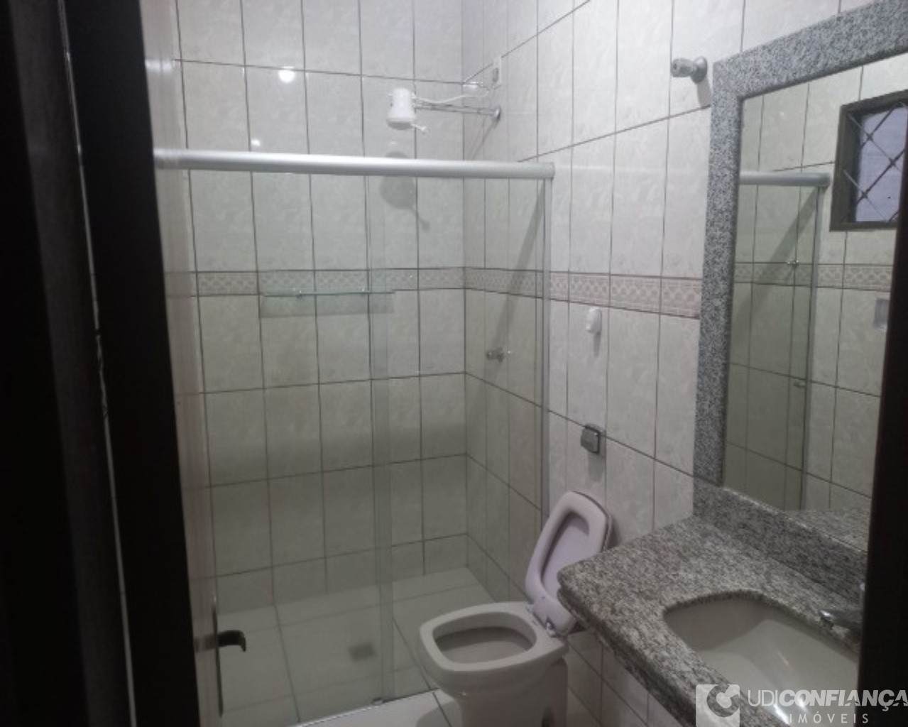 Casa à venda com 3 quartos, 200m² - Foto 18