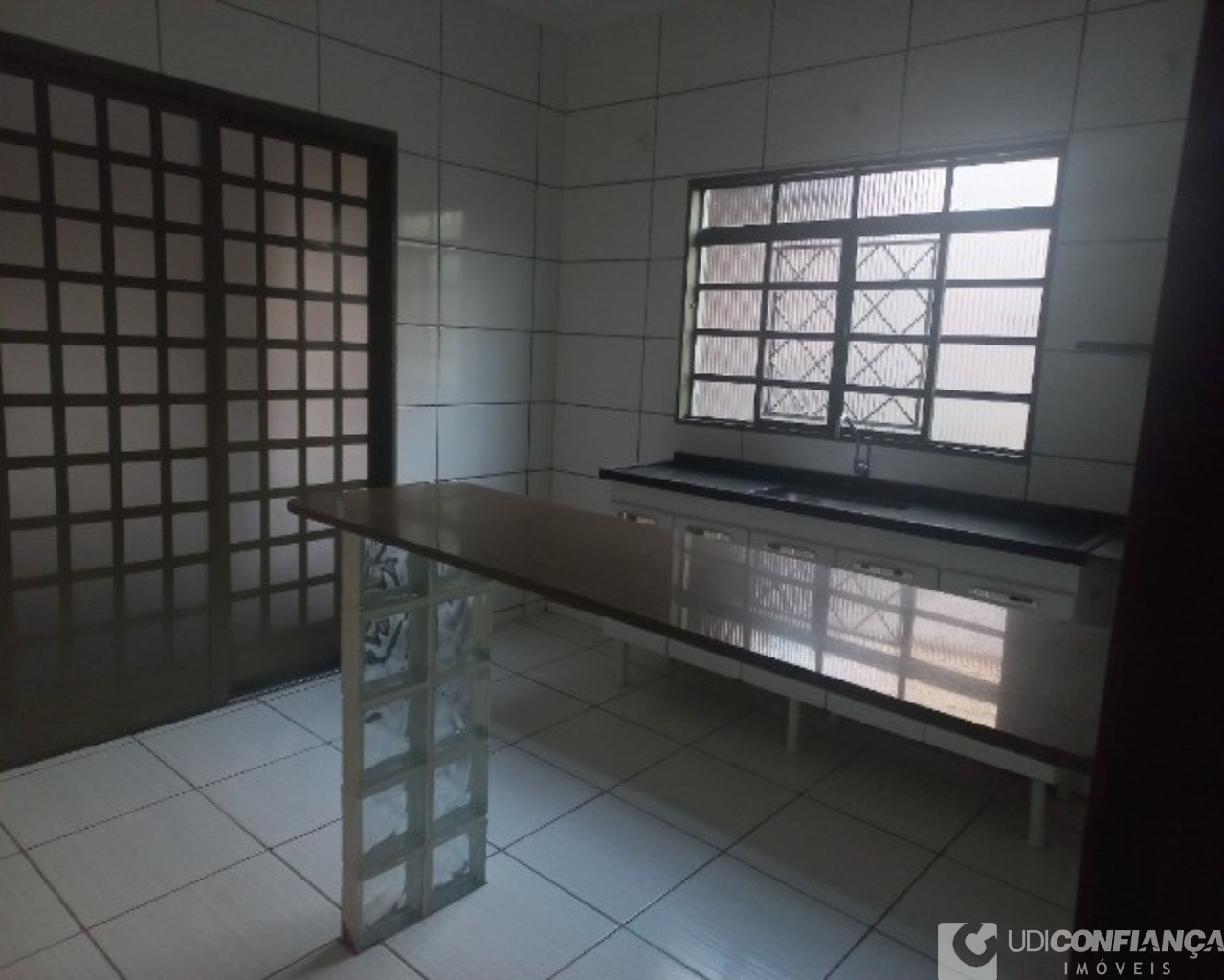 Casa à venda com 3 quartos, 200m² - Foto 5