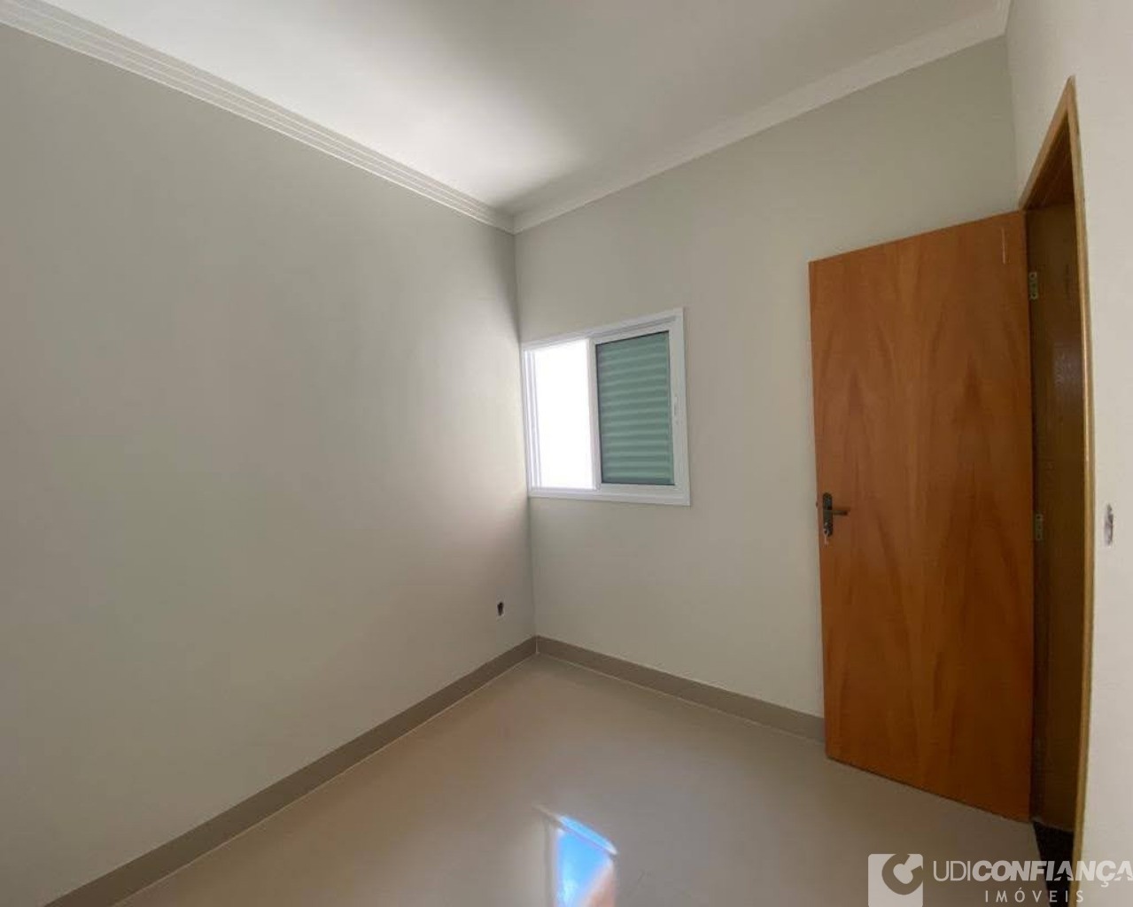 Casa à venda com 3 quartos, 75m² - Foto 8