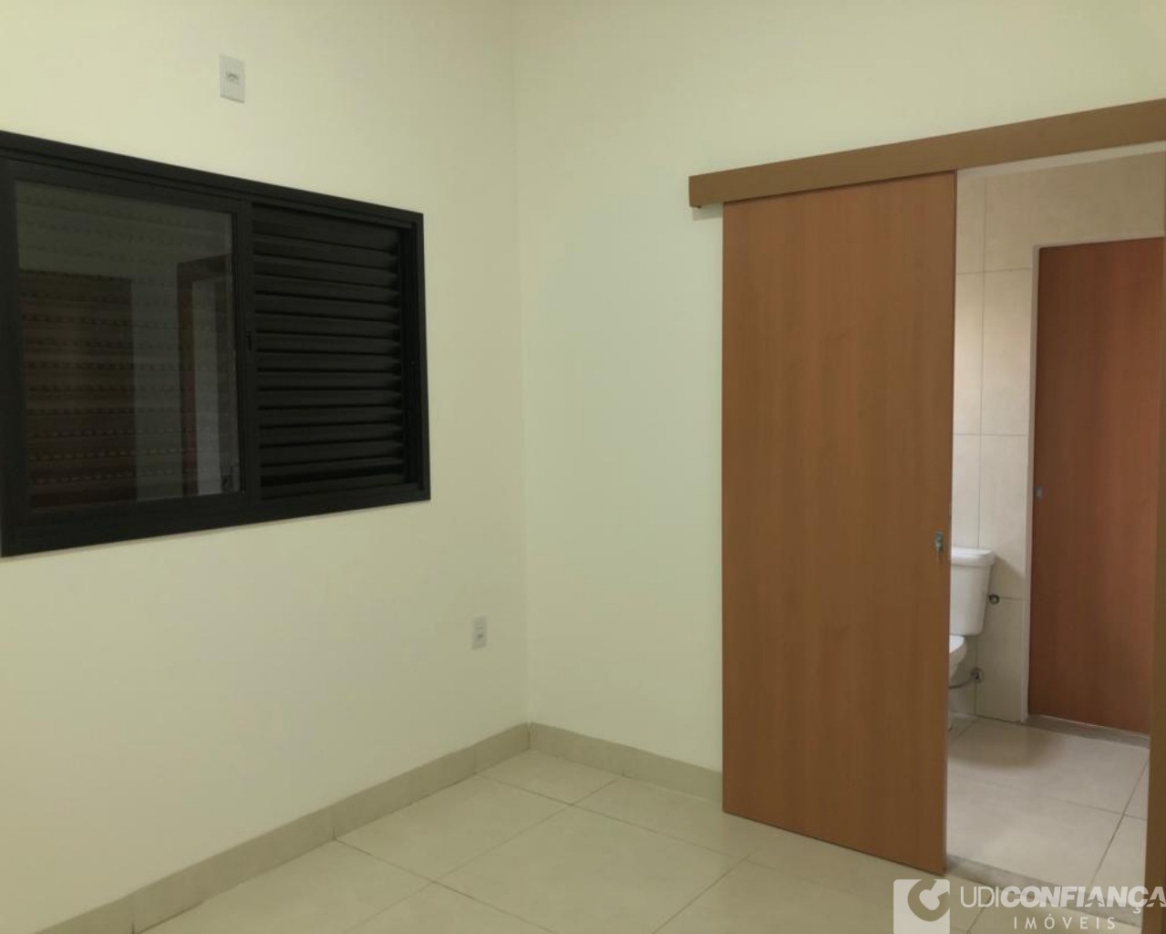 Casa à venda com 3 quartos, 154m² - Foto 14