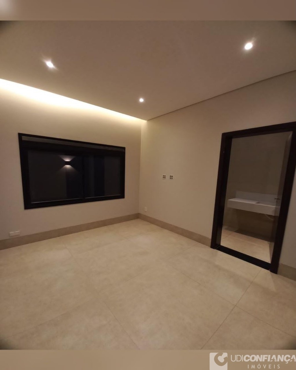 Casa à venda com 3 quartos, 203m² - Foto 13