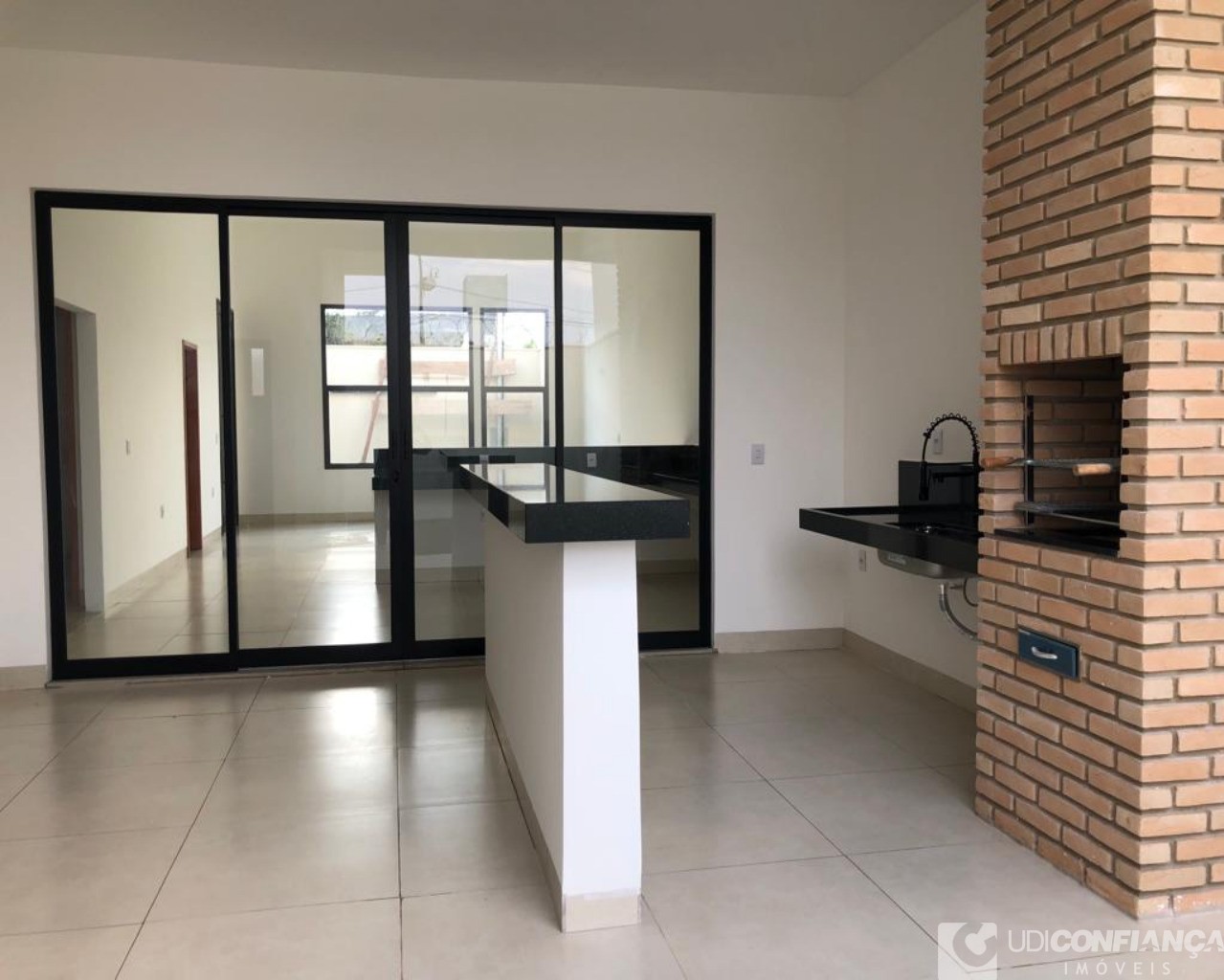 Casa à venda com 3 quartos, 154m² - Foto 10