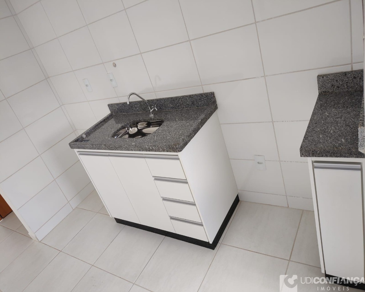 Apartamento à venda com 2 quartos, 52m² - Foto 10