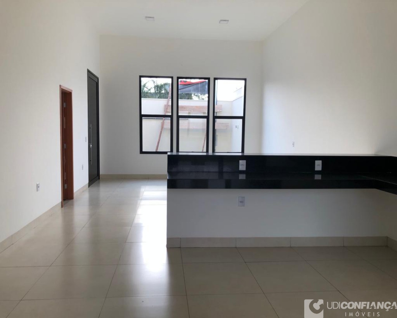 Casa à venda com 3 quartos, 154m² - Foto 4