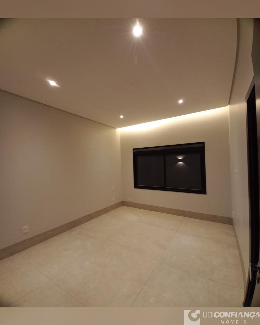 Casa à venda com 3 quartos, 203m² - Foto 12