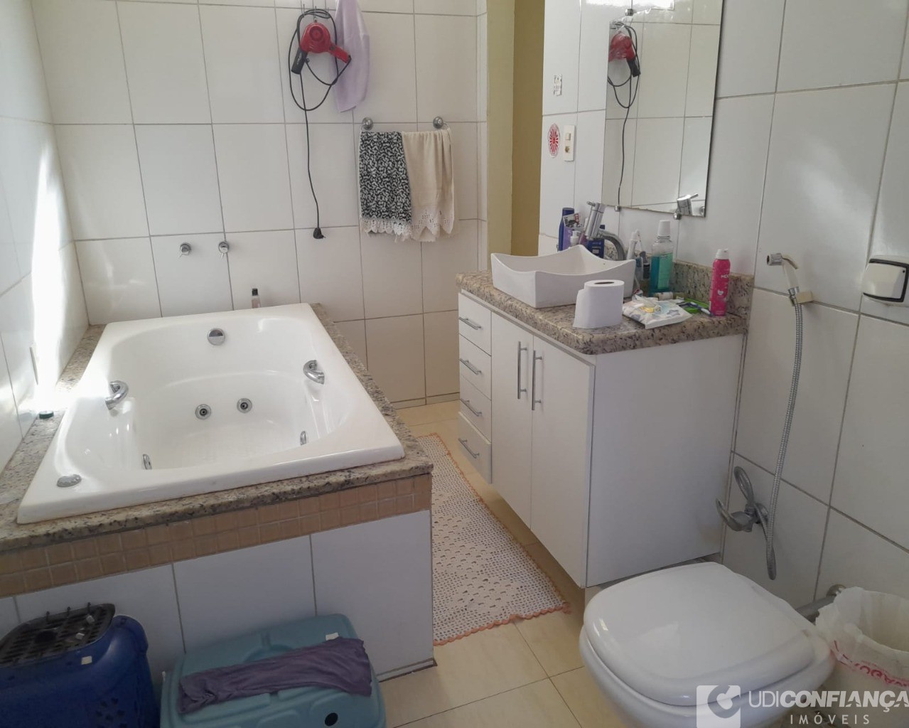 Casa à venda com 4 quartos, 197m² - Foto 12