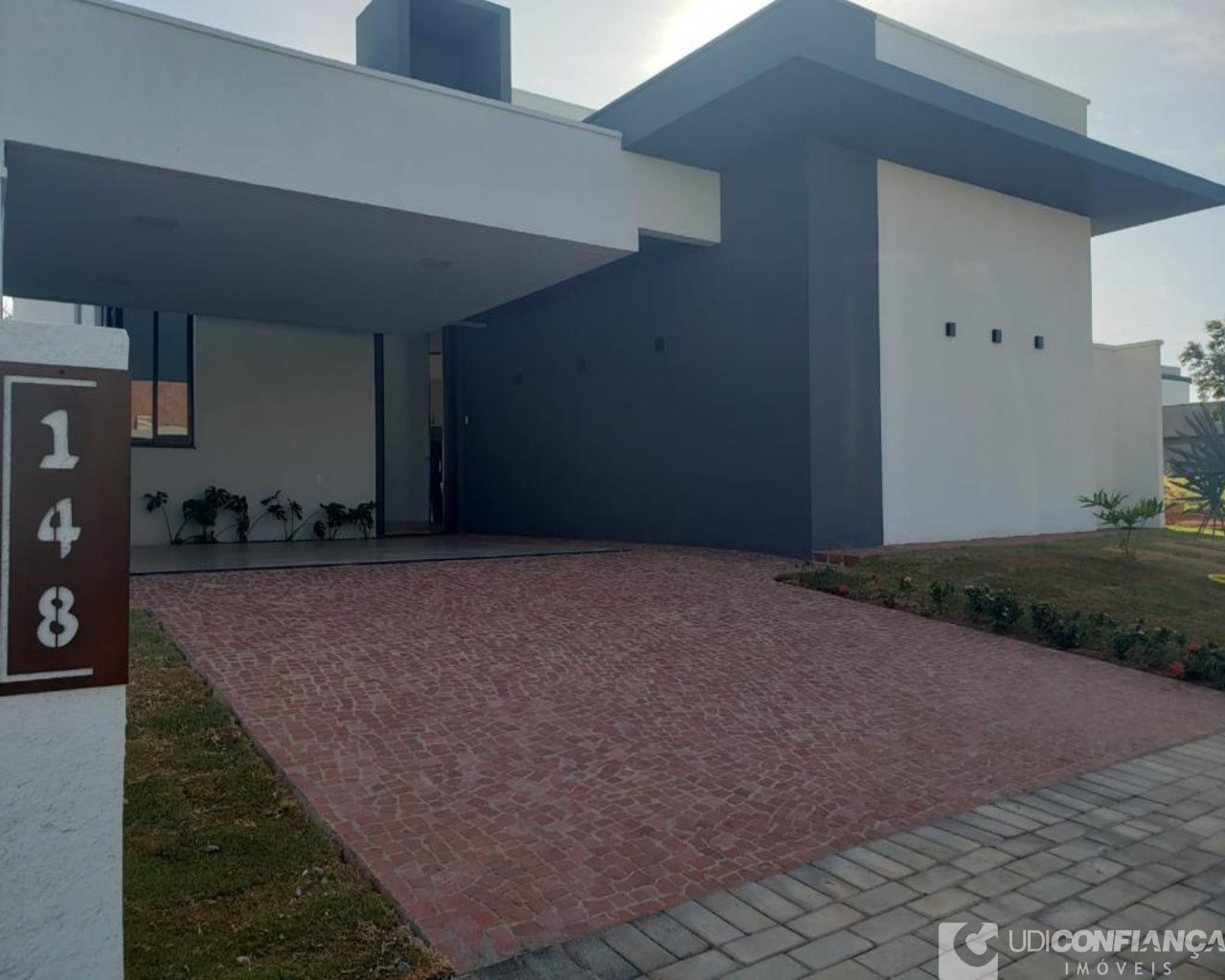 Casa à venda com 3 quartos, 213m² - Foto 14