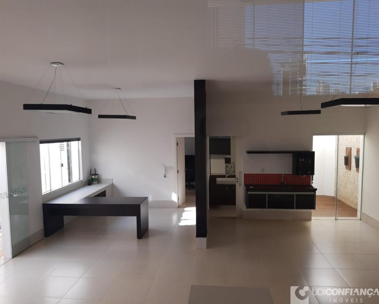 Casa à venda com 3 quartos, 315m² - Foto 31