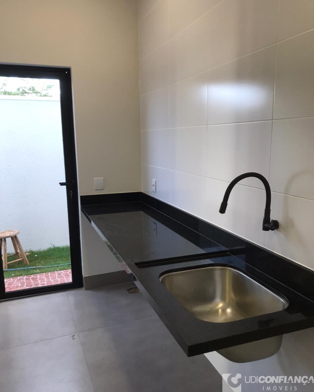 Casa à venda com 4 quartos, 215m² - Foto 17