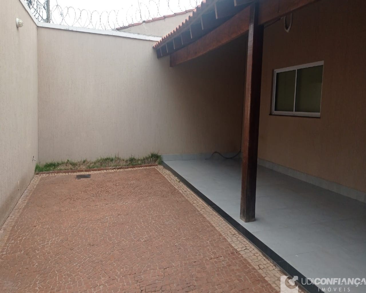 Casa à venda com 3 quartos, 277m² - Foto 6