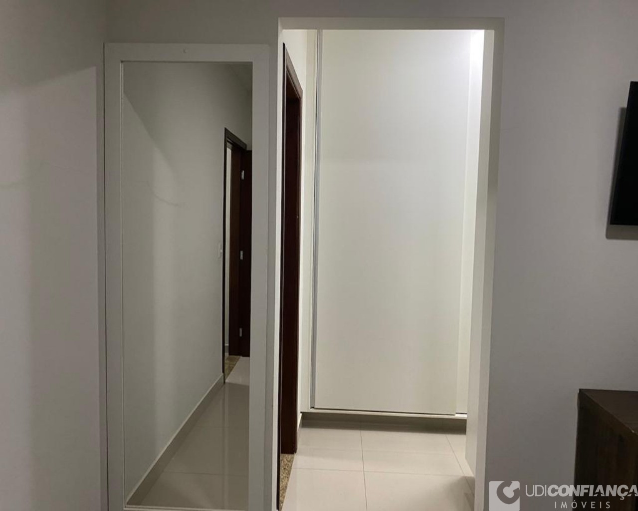 Casa à venda com 3 quartos, 220m² - Foto 17