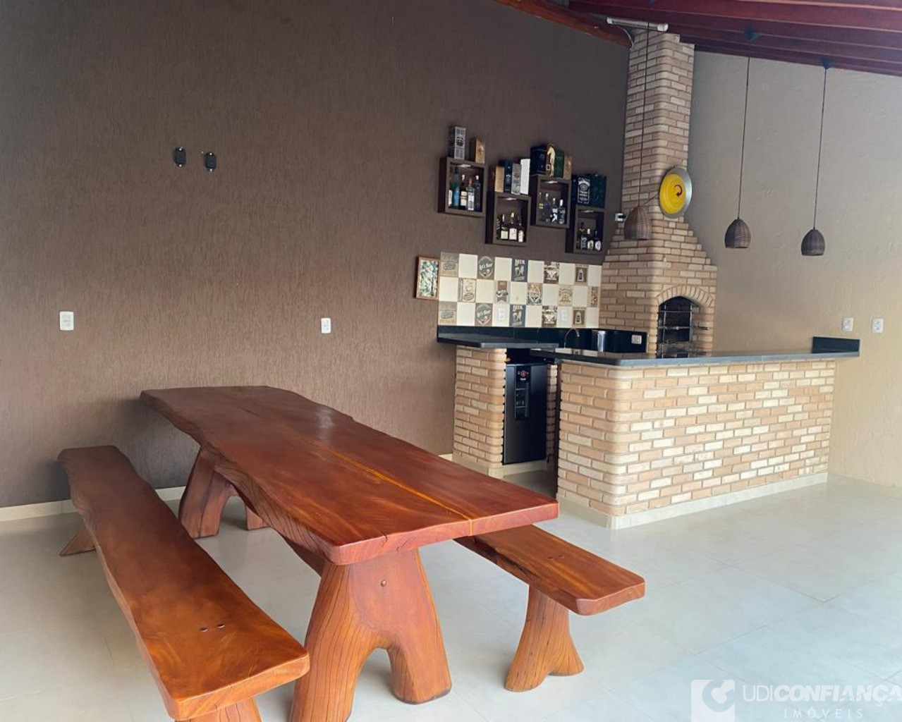 Casa à venda com 3 quartos, 220m² - Foto 6