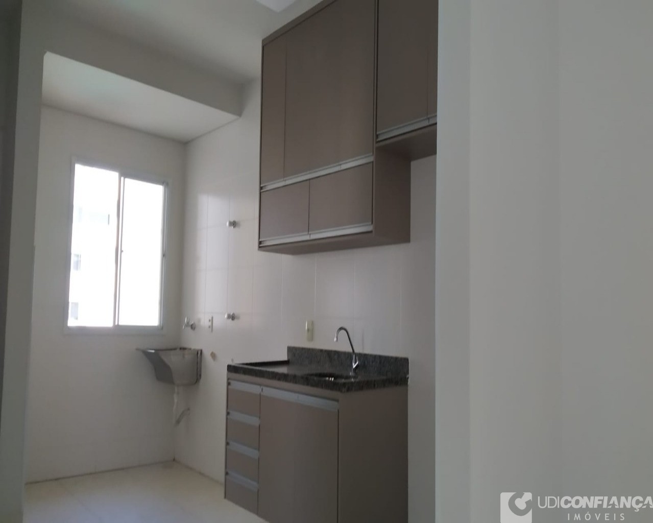 Apartamento à venda com 2 quartos, 60m² - Foto 14