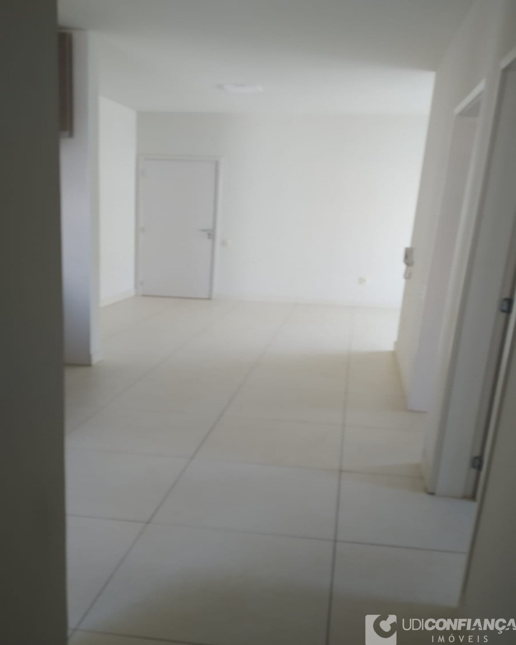 Apartamento à venda com 2 quartos, 60m² - Foto 17