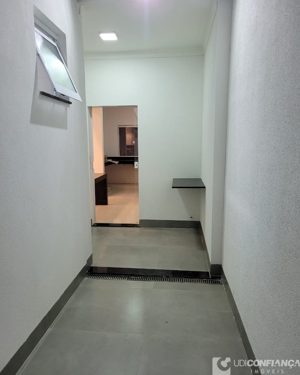 Casa à venda com 3 quartos, 130m² - Foto 5