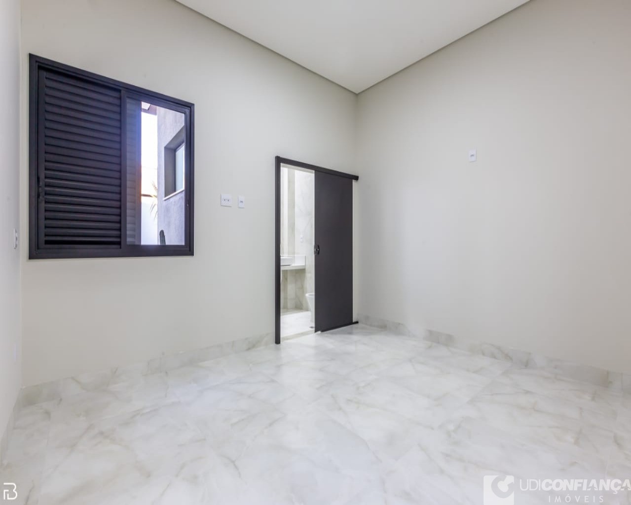 Casa à venda com 3 quartos, 146m² - Foto 12