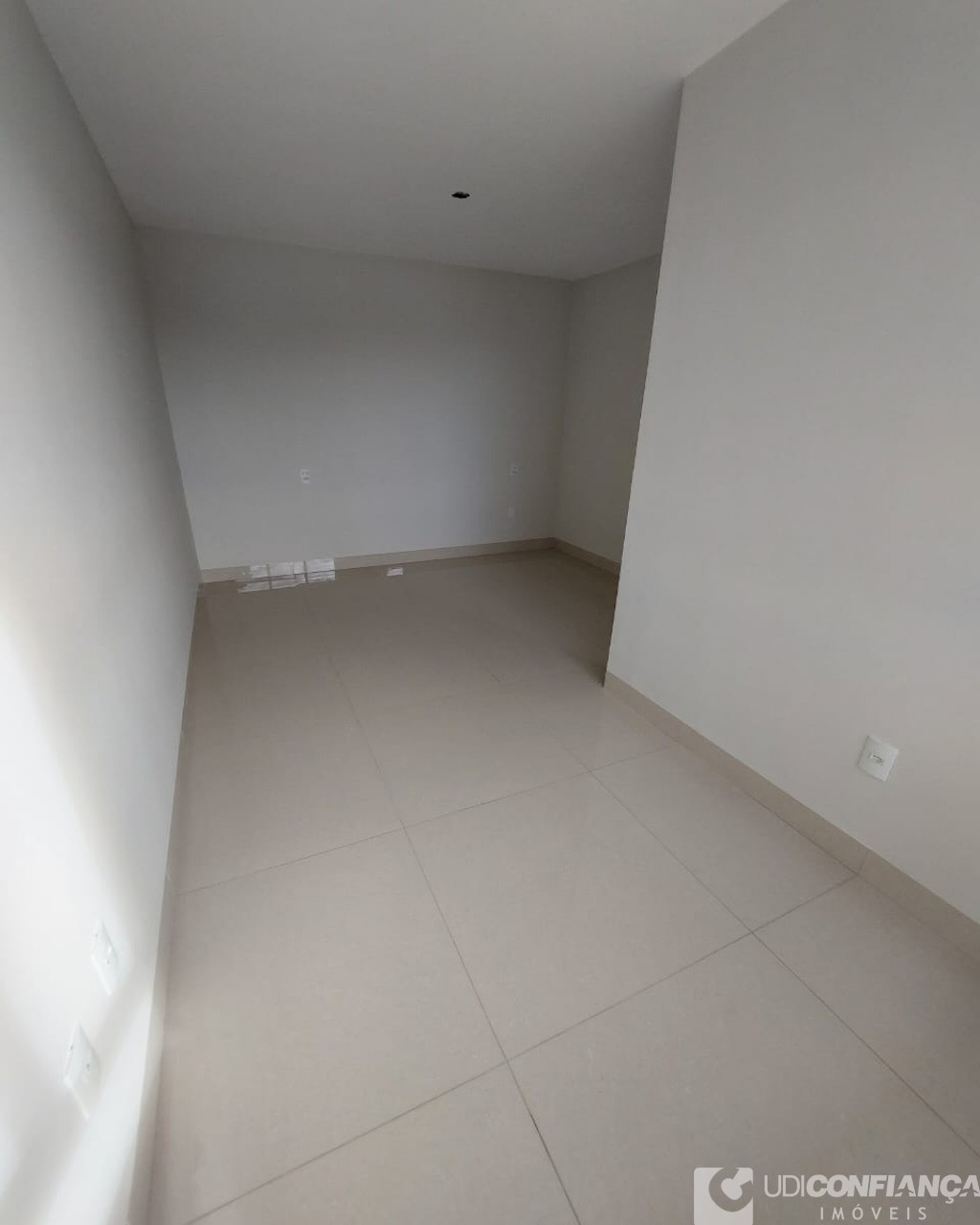 Apartamento à venda com 3 quartos, 82m² - Foto 19