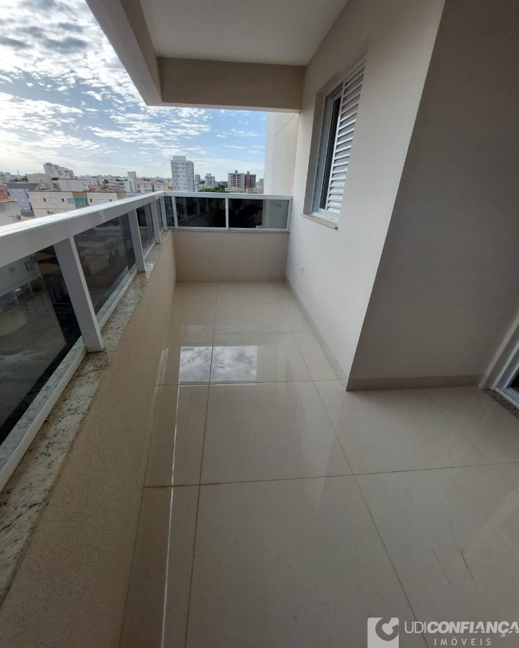 Apartamento à venda com 3 quartos, 82m² - Foto 7