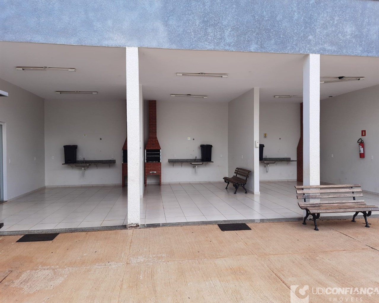 Apartamento à venda com 2 quartos, 48m² - Foto 1