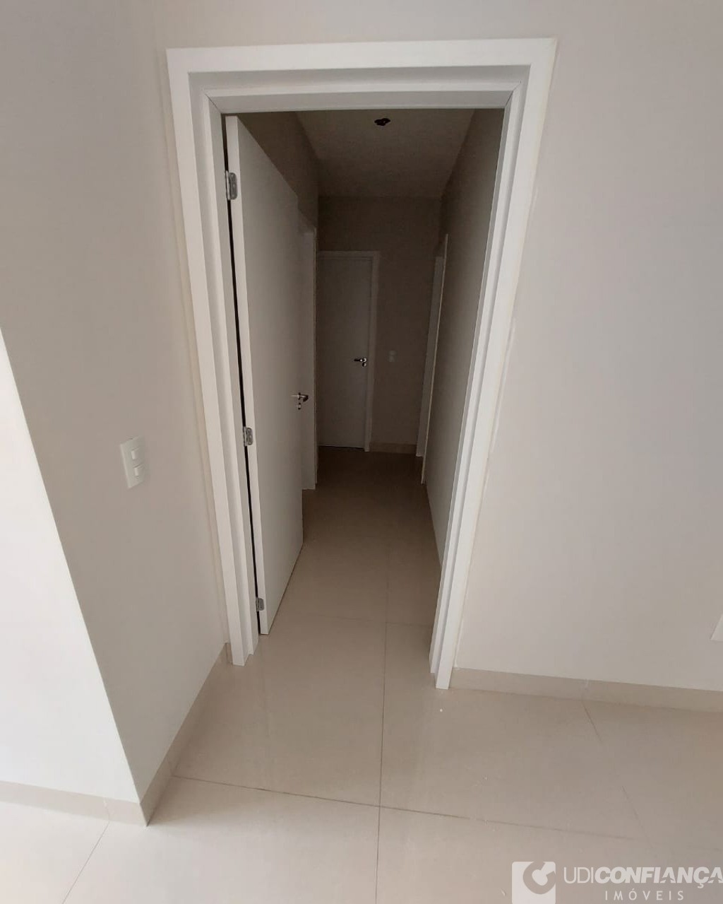 Apartamento à venda com 3 quartos, 82m² - Foto 9