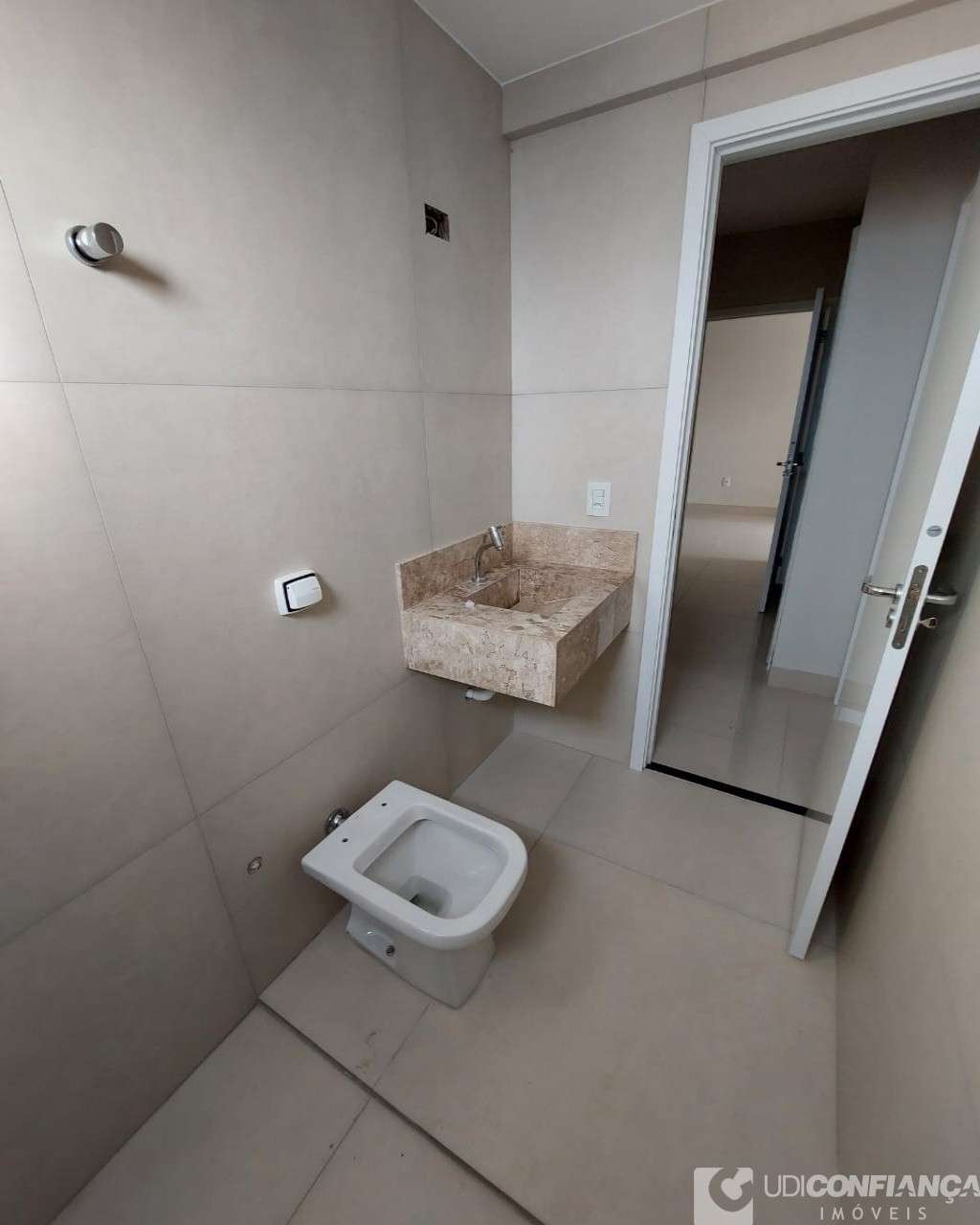 Apartamento à venda com 3 quartos, 82m² - Foto 15