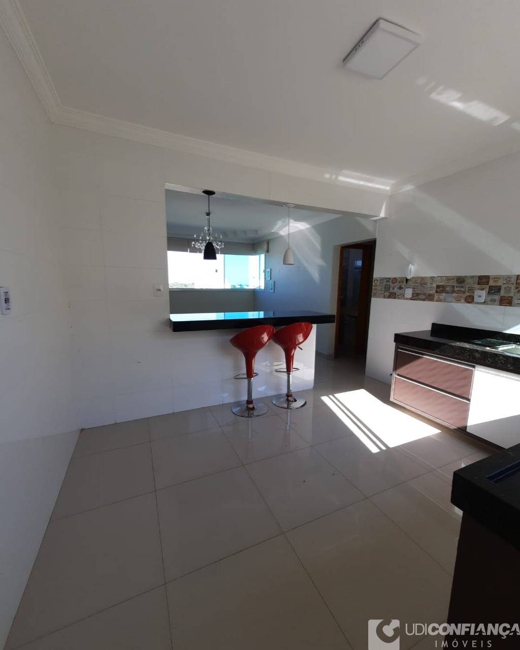 Apartamento à venda com 2 quartos, 67m² - Foto 13