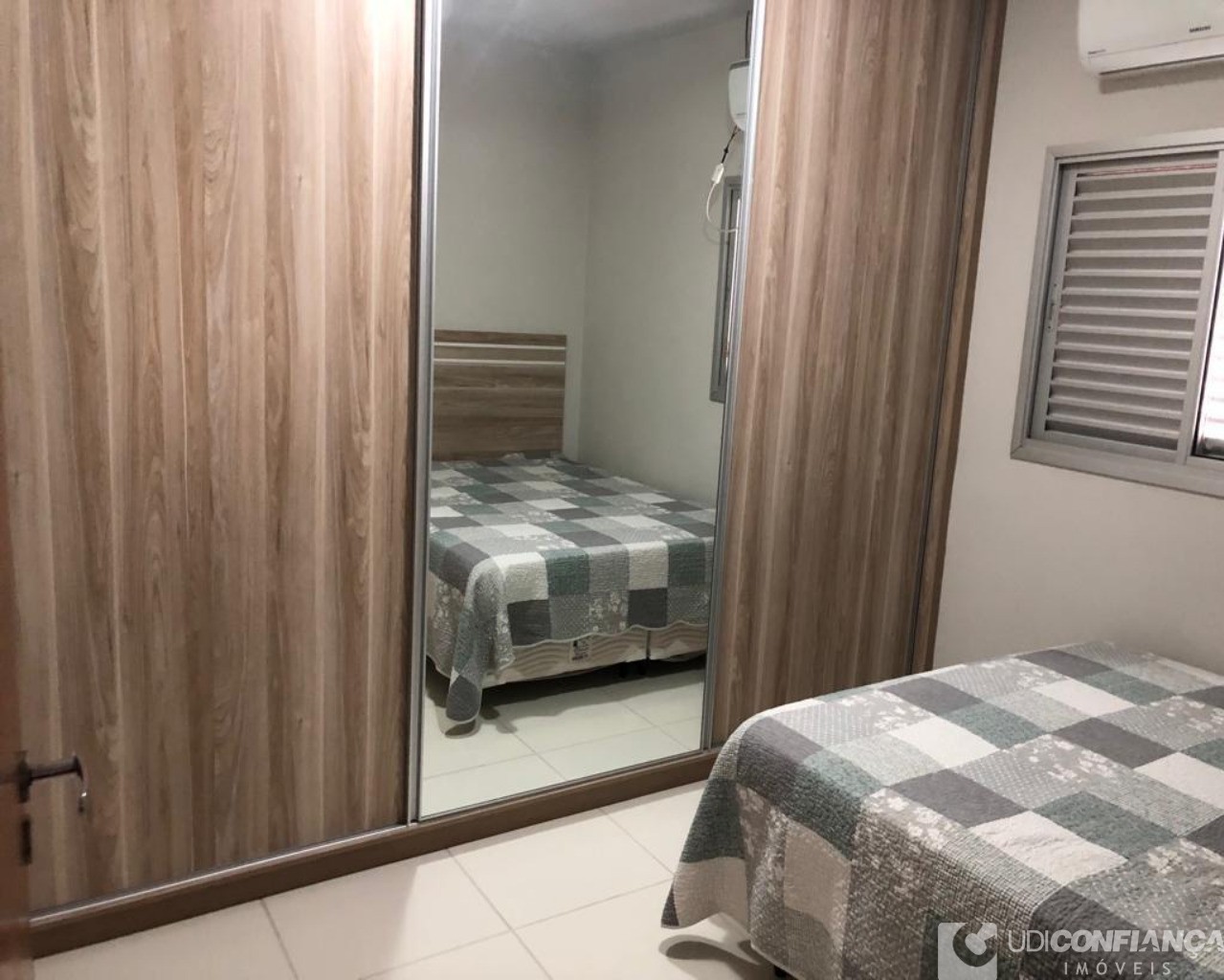 Apartamento à venda com 2 quartos, 55m² - Foto 3