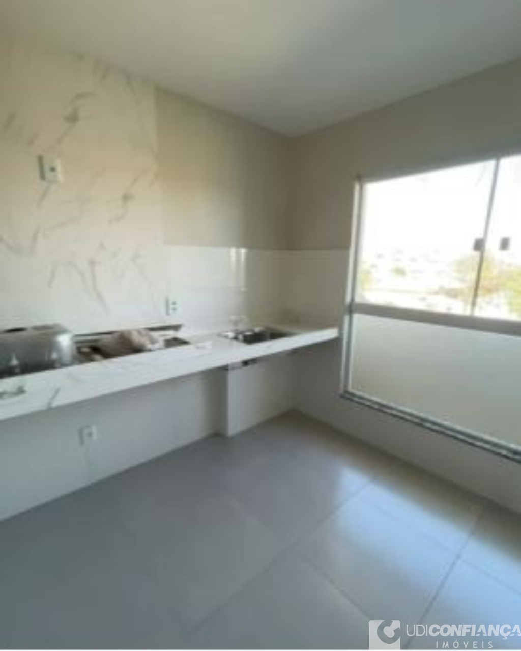 Apartamento à venda com 2 quartos, 48m² - Foto 4