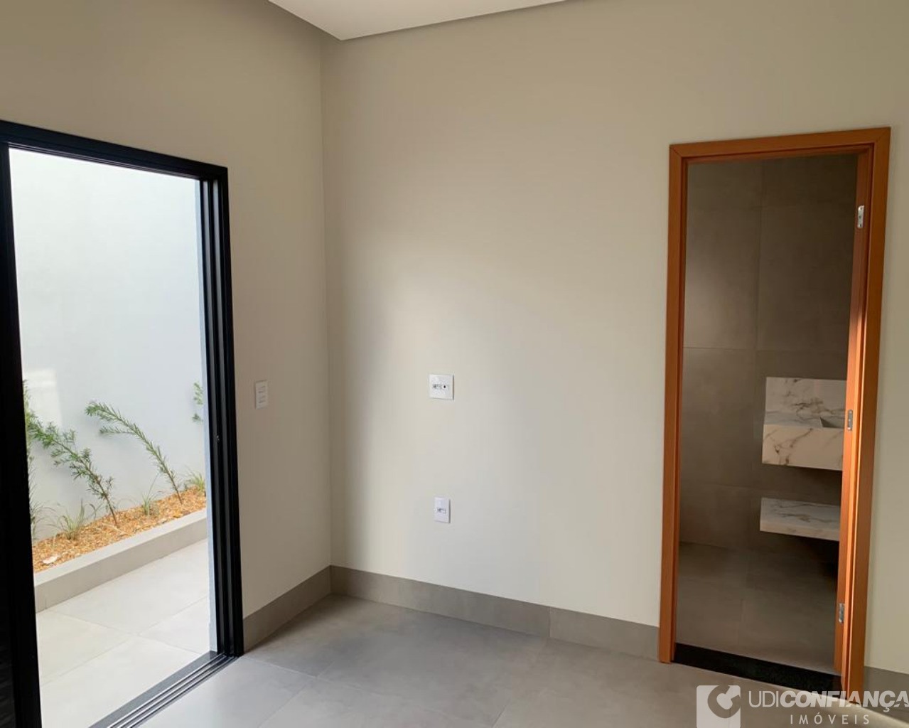 Casa à venda com 3 quartos, 180m² - Foto 25