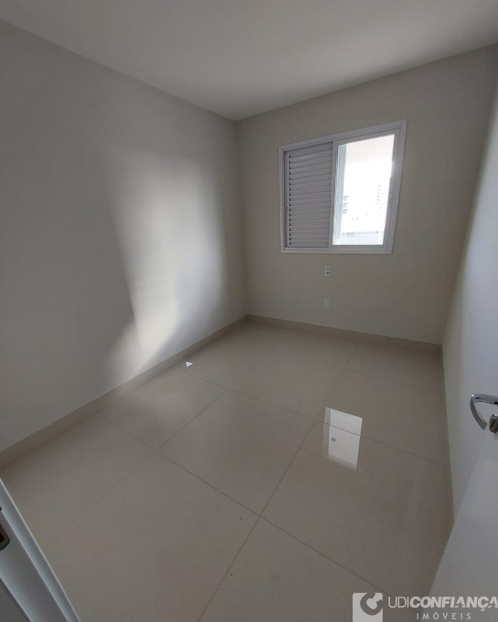 Apartamento à venda com 3 quartos, 82m² - Foto 13